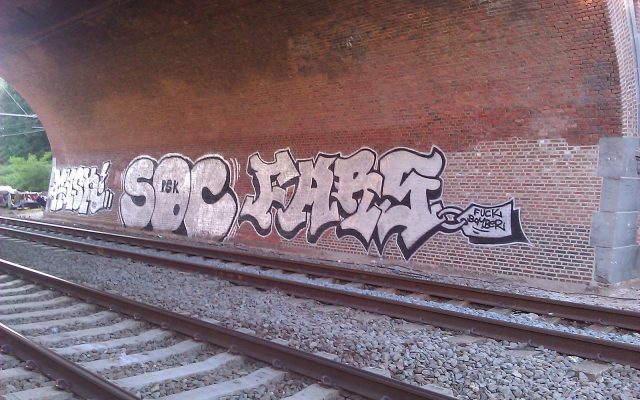 Graffiti verwijderen van gevels en muren door Verweel BV